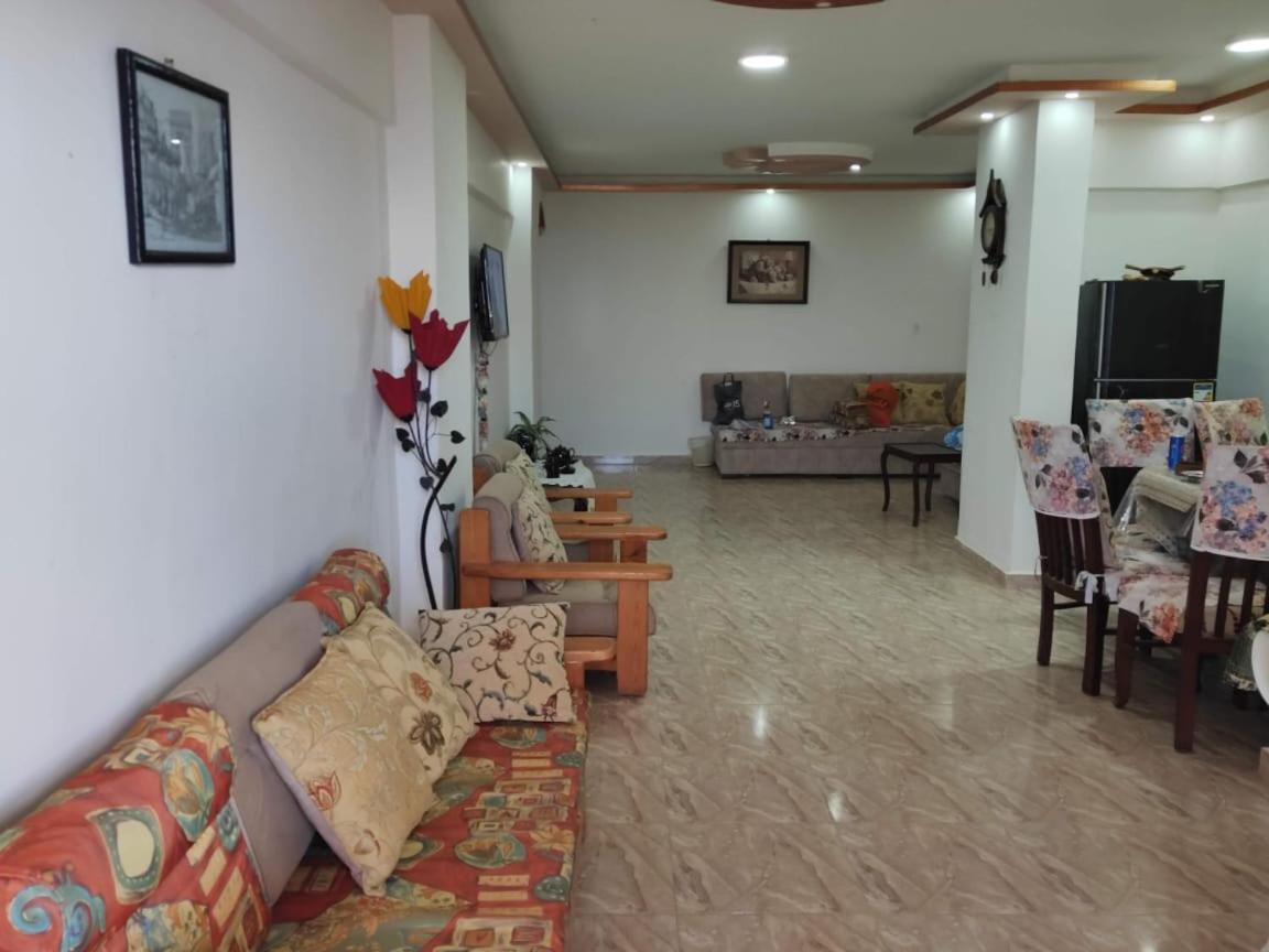 Flores Casas De Playa Alexandria Exterior photo